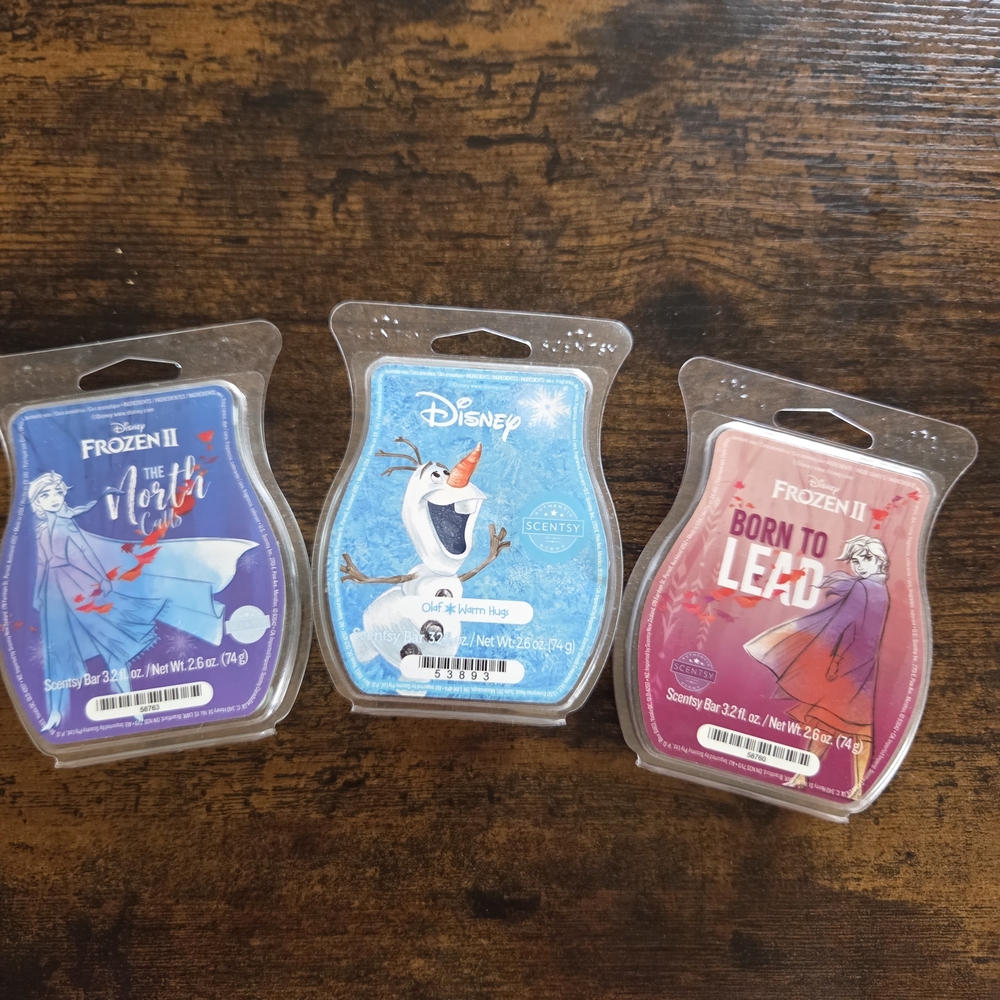 Scentsy Disney Frozen II Wax Bars - Blue, Purple, Red